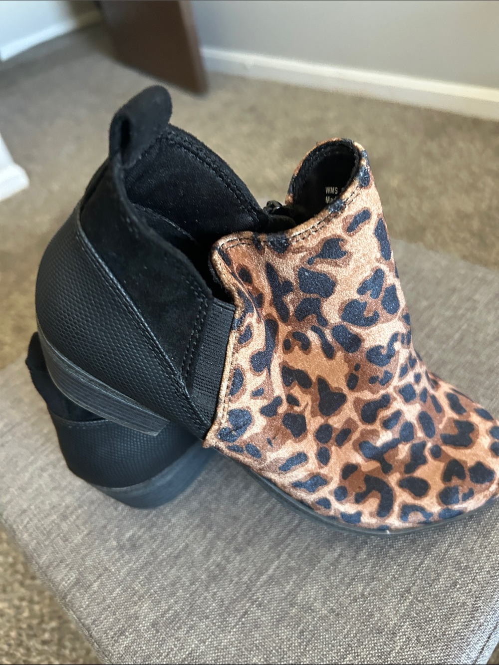 SO Leopard Print Chelsea Booties - Black & Brown